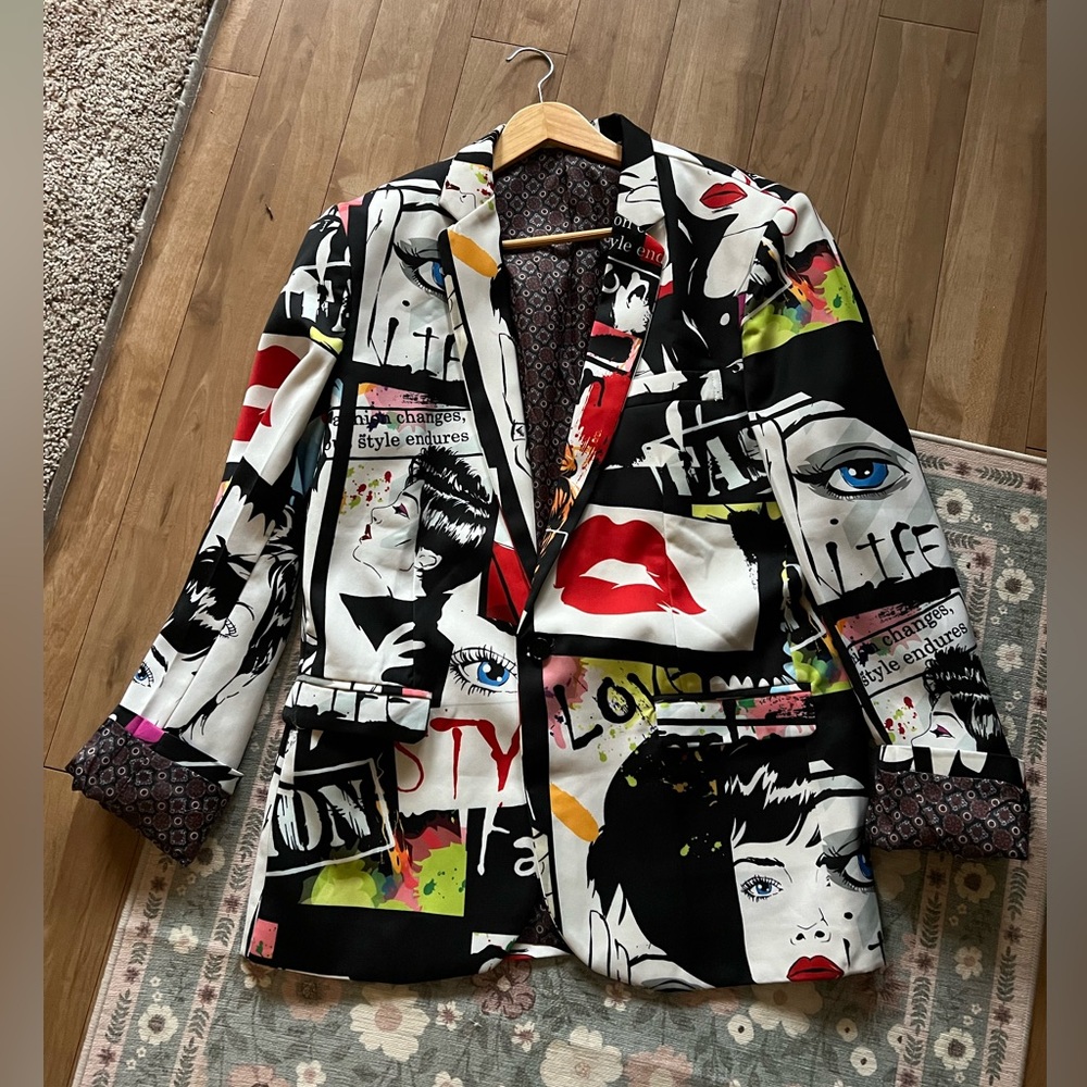 Stylish Graphic Men’s Jacket